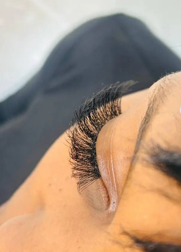 Russian Volume Lashes